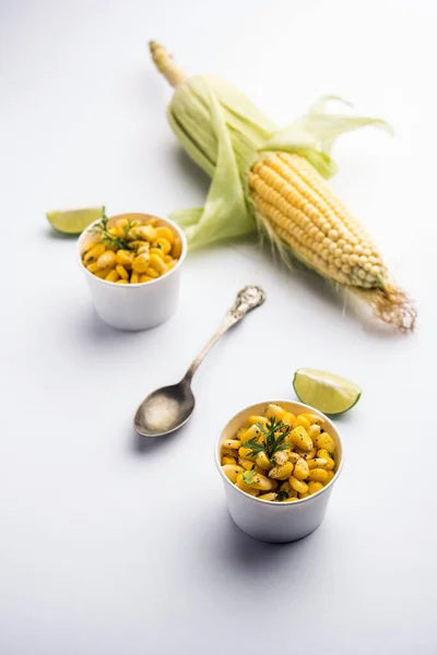 Spicy Masala Sweet Corn Saboroso Lanche Indiano Beira Estrada Que — Fotografia de Stock