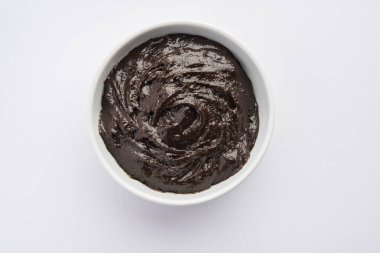 Chyawanprash ya da Chyavanprash, Hindistan 'ın Ayurvedic bağışıklık güçlendiricisinin mineraller ve besin zengini otlardan oluşan bir karışımıdır.