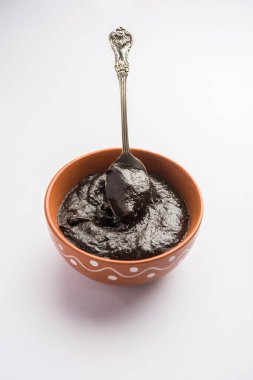 Chyawanprash ya da Chyavanprash, Hindistan 'ın Ayurvedic bağışıklık güçlendiricisinin mineraller ve besin zengini otlardan oluşan bir karışımıdır.