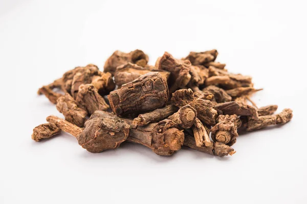 Raw Dried Indian Ayurvedic Sarsaparilla Används För Behandling Psoriasis Hudsjukdomar — Stockfoto