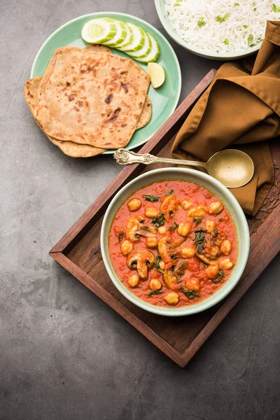 Mushroom Sabzi Tomato Curry Chickpea Spinach Indian Main Course Menu — Stock Photo, Image