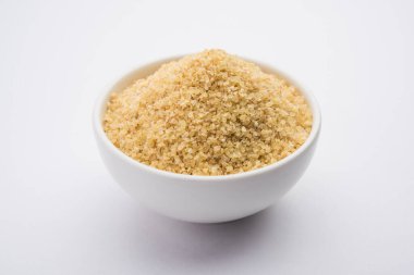 Gehu Dalia ya da Daliya olarak da bilinir. Çatlak ya da Kırık Buğday olarak da bilinir. Bir kâse ya da kaşıkta servis edilir.