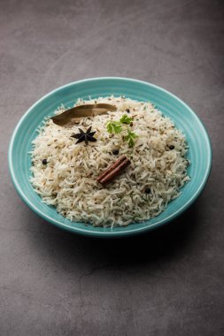 Kimyon pilavı ya da Jeera Rice temel baharatlı Basmati pilavı kullanılarak yapılan popüler bir Hint ana yemek ürünüdür.