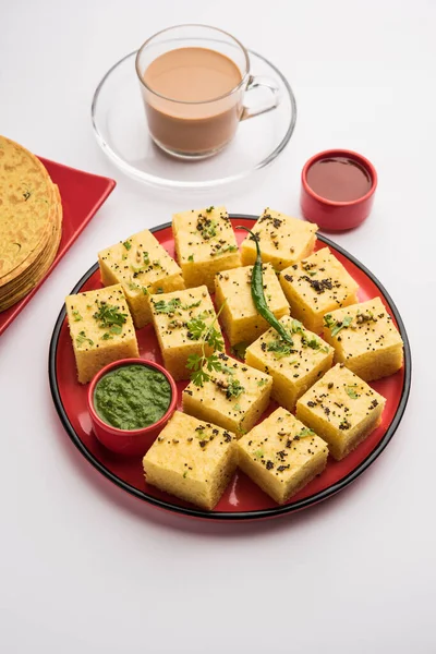 Gujarati Khaman Dhokla Feito Usando Chana Dal Servido Com Chutney — Fotografia de Stock