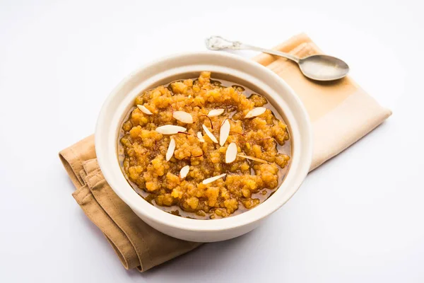 Moong Dal Halwa Ist Ein Klassisches Indisches Süßgericht Das Aus — Stockfoto