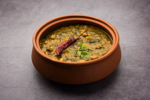 Sağlıklı Dal Palak Veya Sarı Toor Ispanak Daal Tarifi Hindistan — Stok fotoğraf