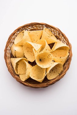 Capad Cones ya da Papadum koni şeklinde, geleneksel Hint mezesi