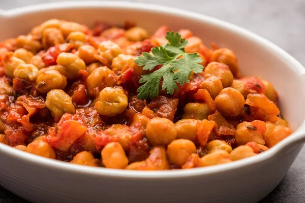 Spicy Chickpea Curry Chana Masala Choley Bowl Chapati Salad Traditional — Stock Photo, Image