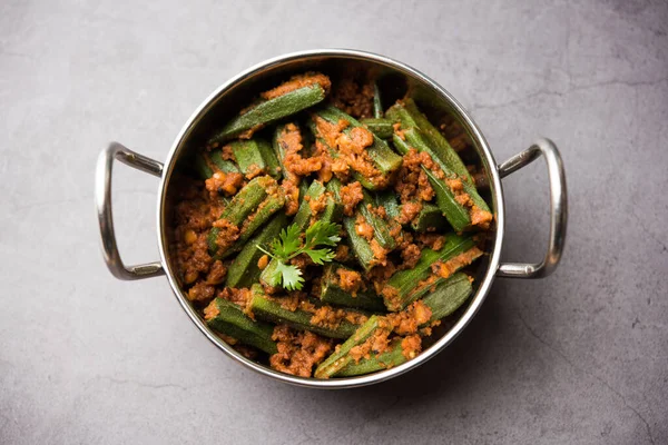 Бхарва Масала Бінді Англ Bharwa Masala Bhindi Stufed Okra Індійський — стокове фото