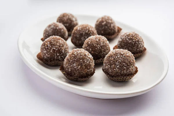 Chocolat Coco Laddu Laddoo Est Une Torsion Nariyal Ladoo Traditionnel — Photo