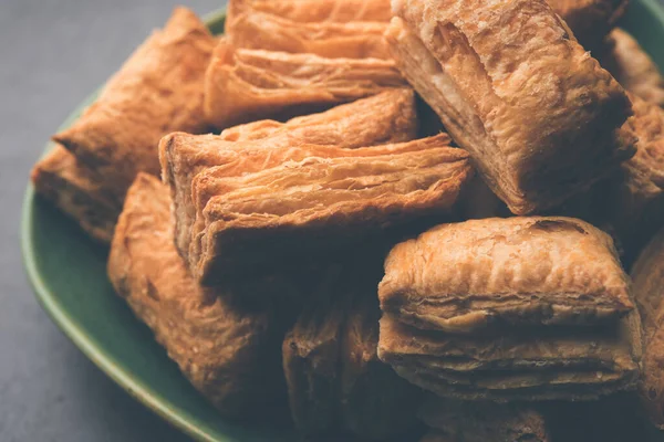 Khari Puff Biscoito Massa Crocante Lanche Indiano Hora Chá — Fotografia de Stock