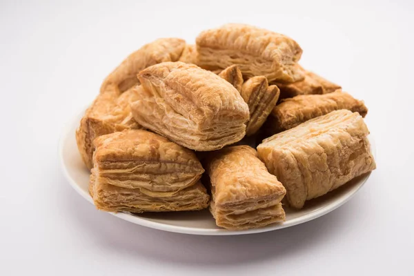 Khari Puff Bisküvisi Çıtır Börek Hint Çay Saati Atıştırmalığı — Stok fotoğraf