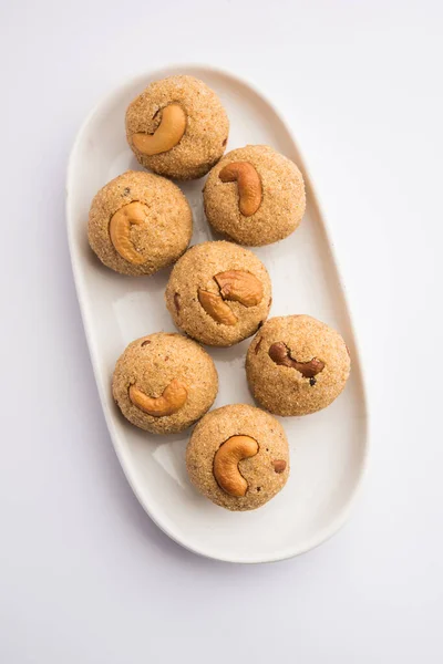 Indian Sweet Rava Laddu Oder Rawa Laddoo Oder Grieß Süße — Stockfoto