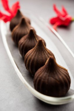 Ganesh Chaturthi Puja veya Ganesha festivali için çikolatalı Modak