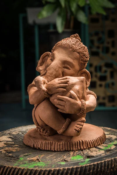 Home Made Eco Friendly Ganesha Ganpati Idolo Ganesh Chaturthi Festival — Foto Stock