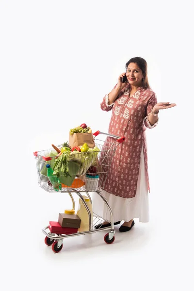 Indian Mid Age Woman Shopping Cart Trolly Full Grocery Vegetables — Stock Photo, Image