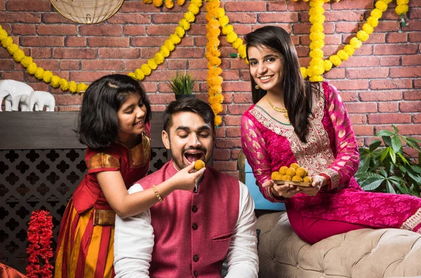 Happy Cute Little Indian Girl Celebrating Rakshabandhan Rakhi Festival Big — Stock Photo, Image