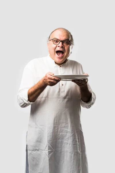 Hombre Asiático Indio Mayor Viejo Comiendo Plato Blanco Vacío Tazón — Foto de Stock