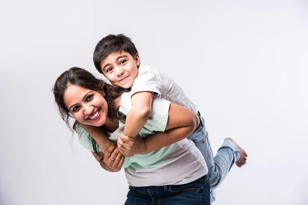 Portrait Indian Young Mother Son White Background Looking Camera — Stock Photo, Image