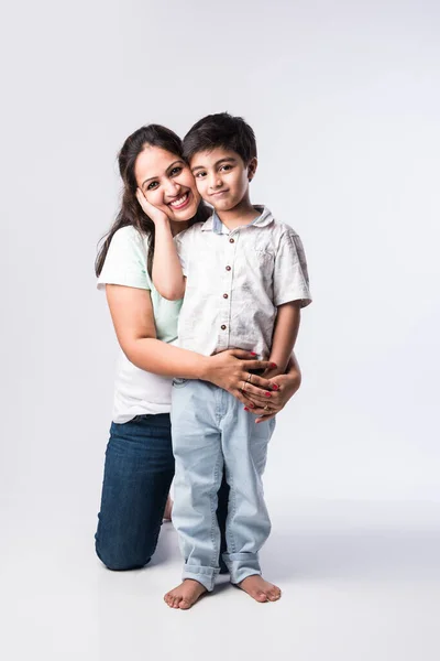 Portrait Indian Young Mother Son White Background Looking Camera — Stock Photo, Image