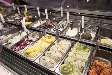 gelato dondurma çeşitli tatlar 