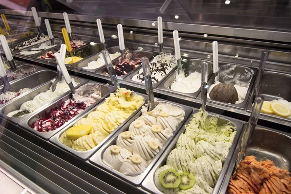 gelato dondurma çeşitli tatlar 