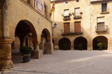 Esglesia Meydanı, Horta de Sant Joan, Terra Alta, Tarragona, Katalonya, İspanya
