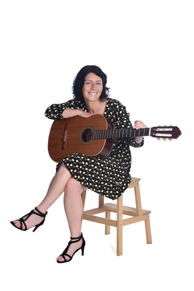 Mulher Com Guitarra Isolada Branco — Fotografia de Stock