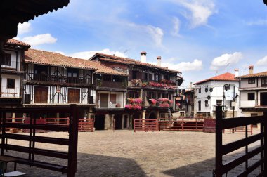 Ana kare ve Arena, La Alberca, Salamanca Eyaleti, Castilla-Leon, İspanya