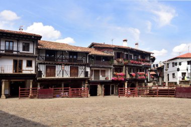 Ana kare ve Arena, La Alberca, Salamanca Eyaleti, Castilla-Leon, İspanya