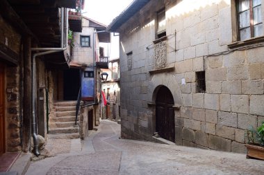 Miranda del Castanar eski town; Sierra de Francia doğa rezerv; Salamanca il; Castilla Leon; İspanya