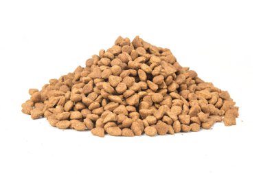 kedi maması beyaz zemin üzerine yığını