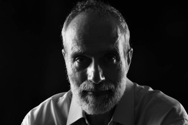 siyah adam portresi bir orta yaşlı