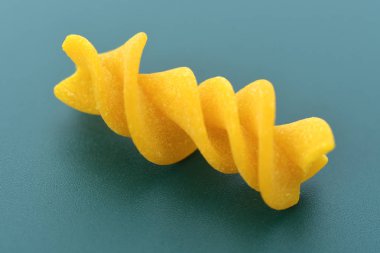 Makarna düdük yeşil 