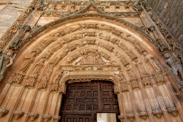 Nuestra Senora de la Asuncion, chiesa, Santa Maria del Campo, Burgos, Spagna — Foto Stock