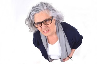 adam beyaz üzerinde alay yapma