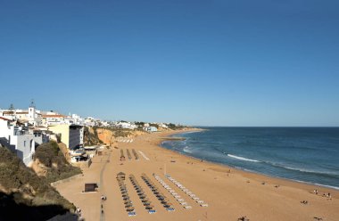 Praia Dos Pescadores, Albufeira, Algarve, Liman yükseltilmiş görünümü