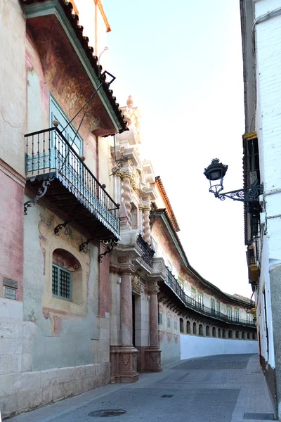 Rua Caballeros, Palácio Penaflor, Ecija, província de Sevilha, An — Fotografia de Stock