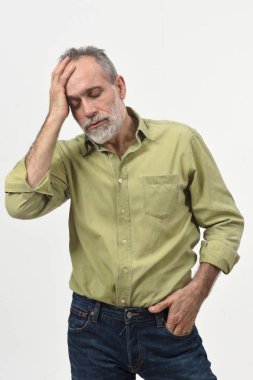 adam baş beyaz zemin üzerine