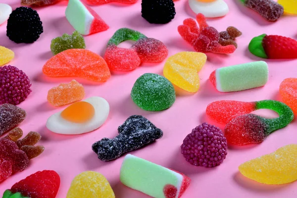 Groep Gummy Snoepjes Roze Achtergrond — Stockfoto