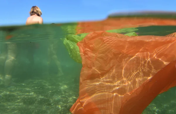 Plastic bag underwater of the sea — Stock Photo, Image