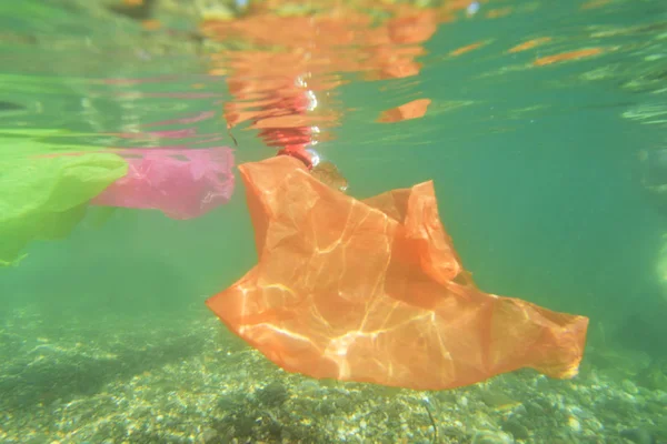 Plastic bag floating in the se — Stock Photo, Image