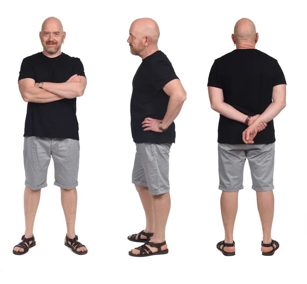 Gruppe Derselben Glatzköpfigen Mit Sandalen Shirt Und Shorts Auf Weiß — Stockfoto