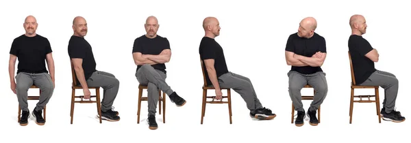 Spor Giyimli Bir Adam Sandalyede Oturuyor — Stok fotoğraf