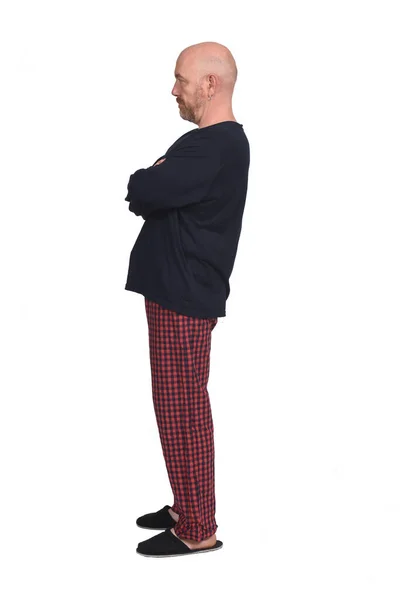Homme Pyjama Sur Fond Blanc Mains Sur Hanche Profil — Photo