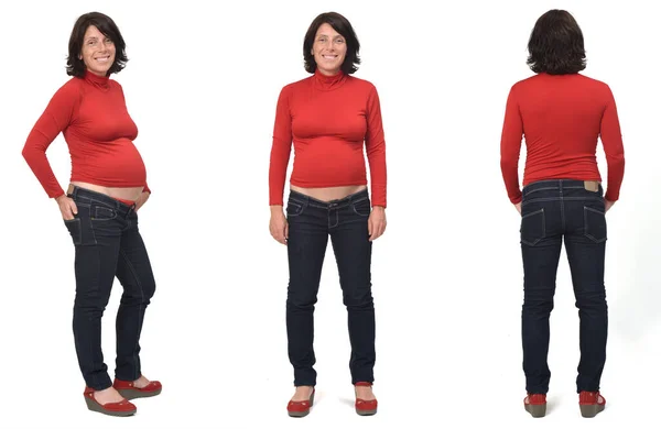 表も裏も同じ妊娠中の女性の全身像と白い背景のカジュアルな服 — ストック写真