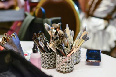 TIMISOARA, ROMANIA - 10 Eylül 2025, modeller Timisoara Moda Festivali 'nin 10.