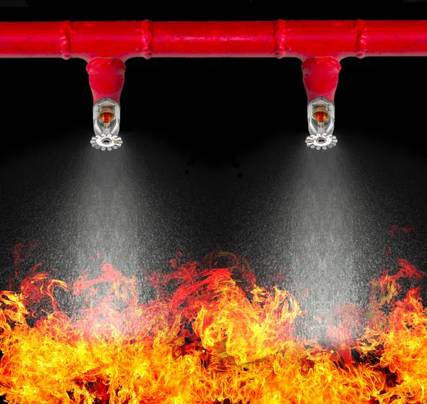 Bild Einer Hängenden Feuerspritze Auf Weißem Hintergrund Mit Klippweg Sprinkleranlagen — Stockfoto