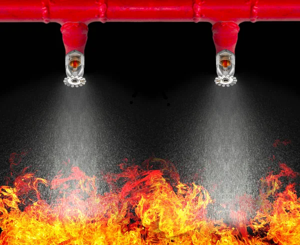 Bild Einer Hängenden Feuerspritze Auf Weißem Hintergrund Mit Klippweg Sprinkleranlagen — Stockfoto