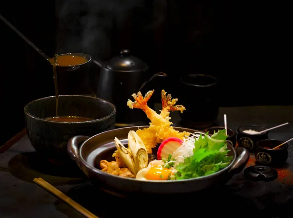 Nabeyaki Udon Japoński Hot Pot Noodle — Zdjęcie stockowe